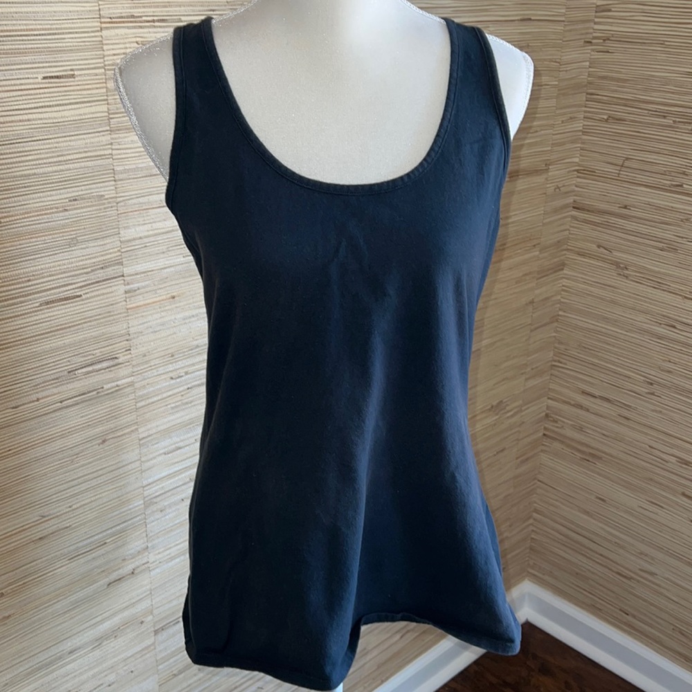 Hanes large black tank top EUC!